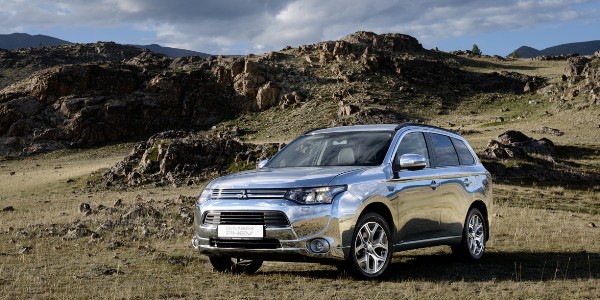 mitsubishi outlander phev